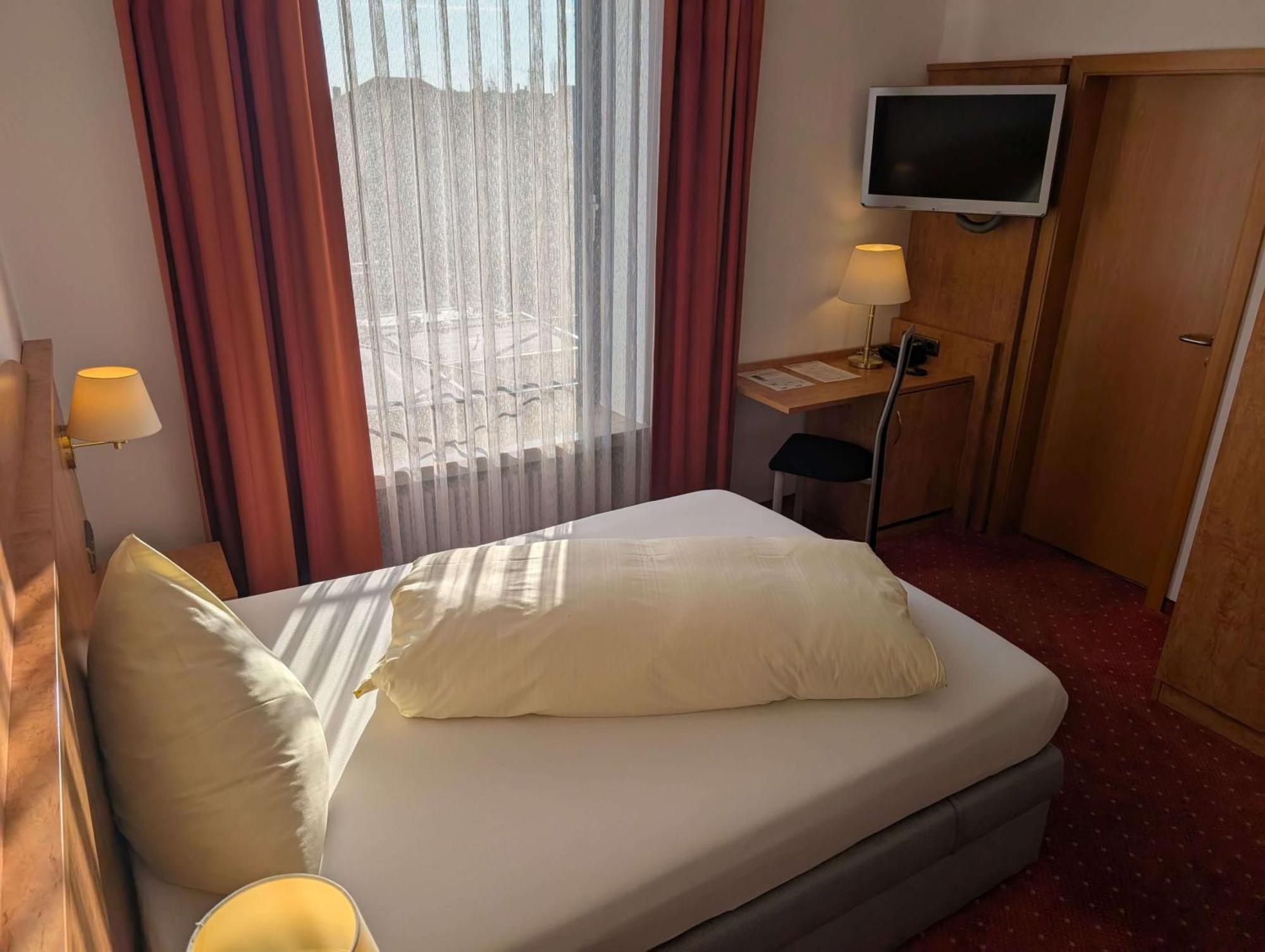 Stadthotel Augsburg Eksteriør billede
